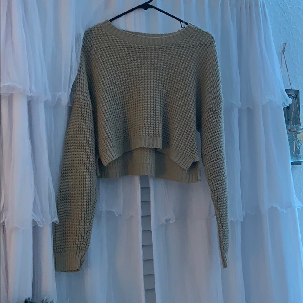 Crop top sweater!